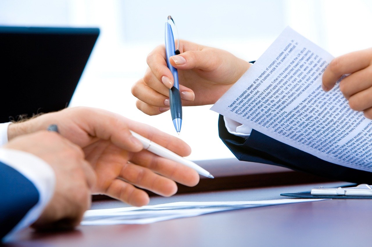How to Write a White Paper That Generates B2B Leads