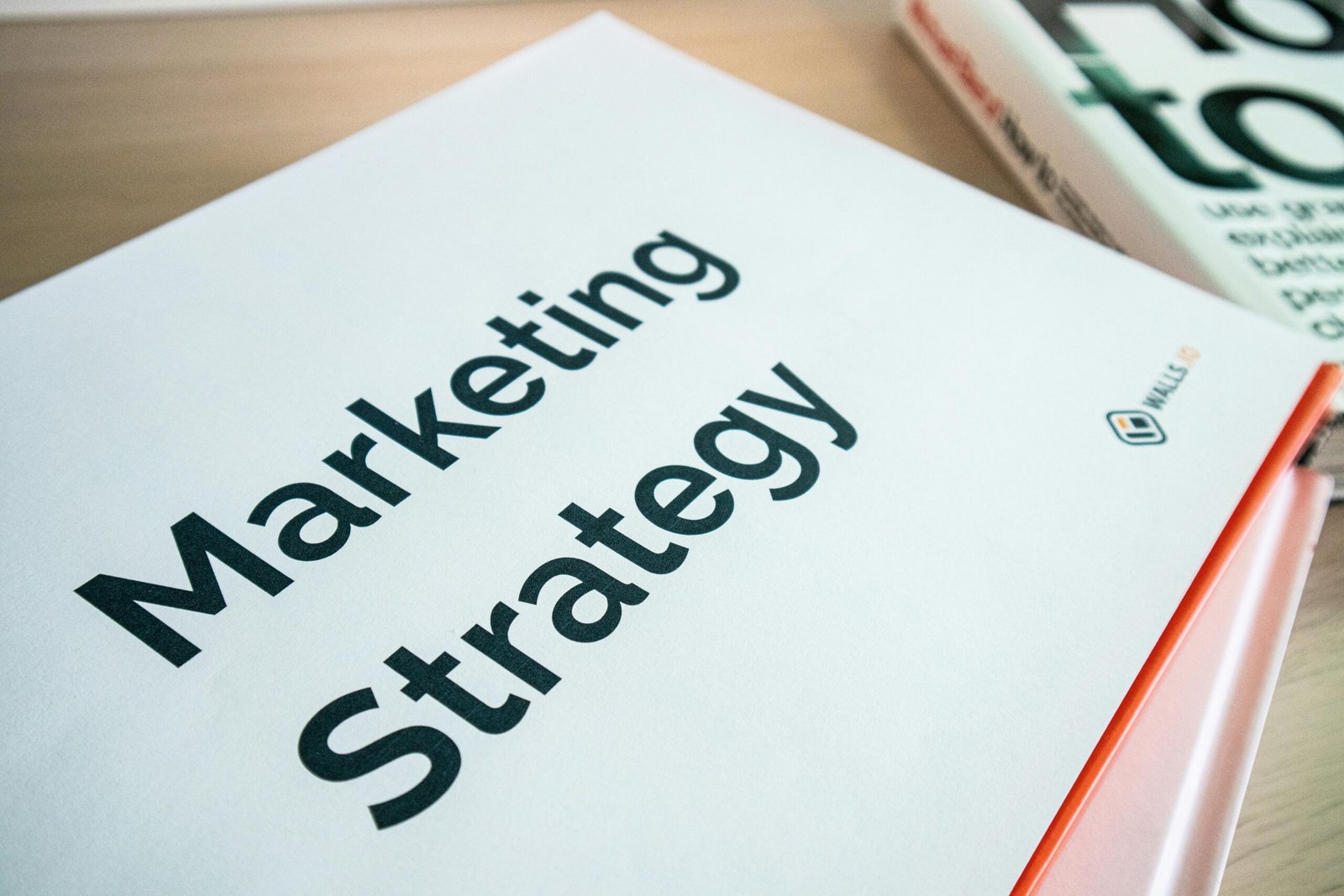 B2B Content Marketing: Strategies That Generate Leads in 2025