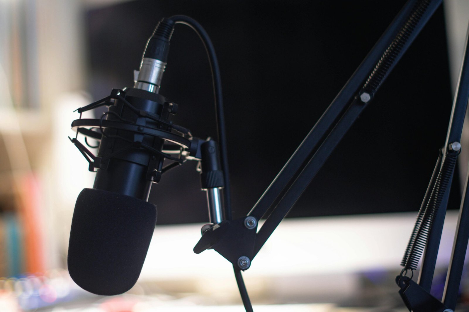 Podcast Marketing: How to Use Audio Content to Grow Your Brand