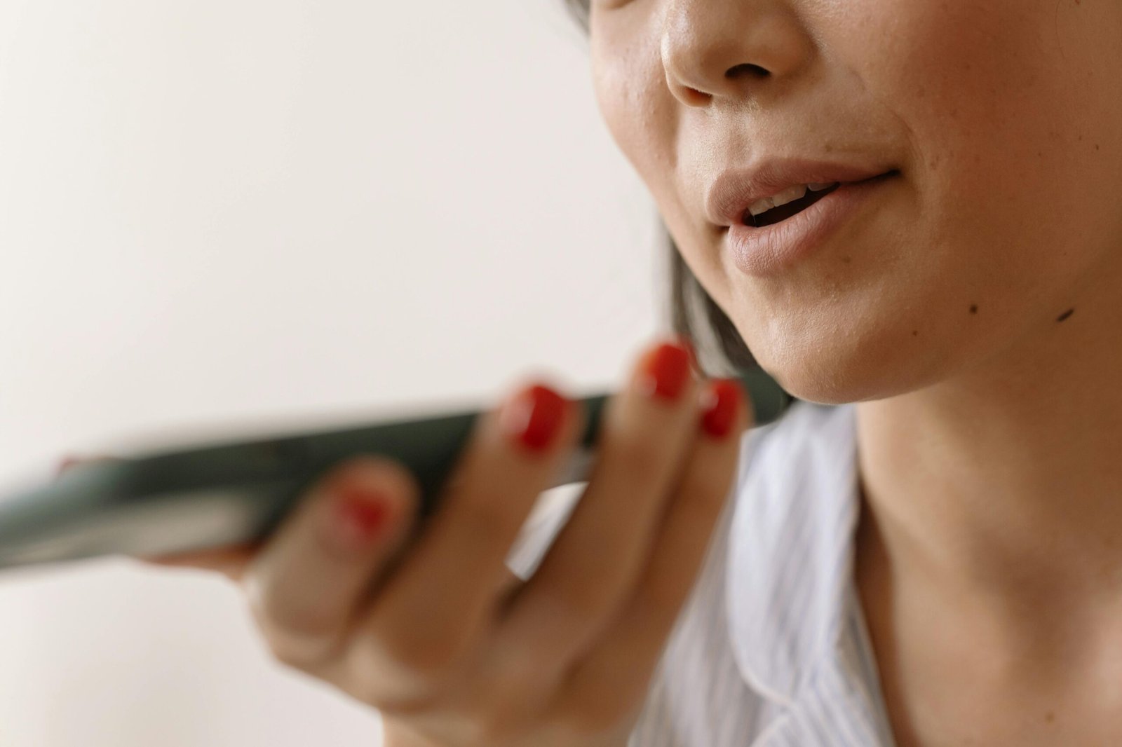Voice Search Optimization: How to Rank for Conversational Queries