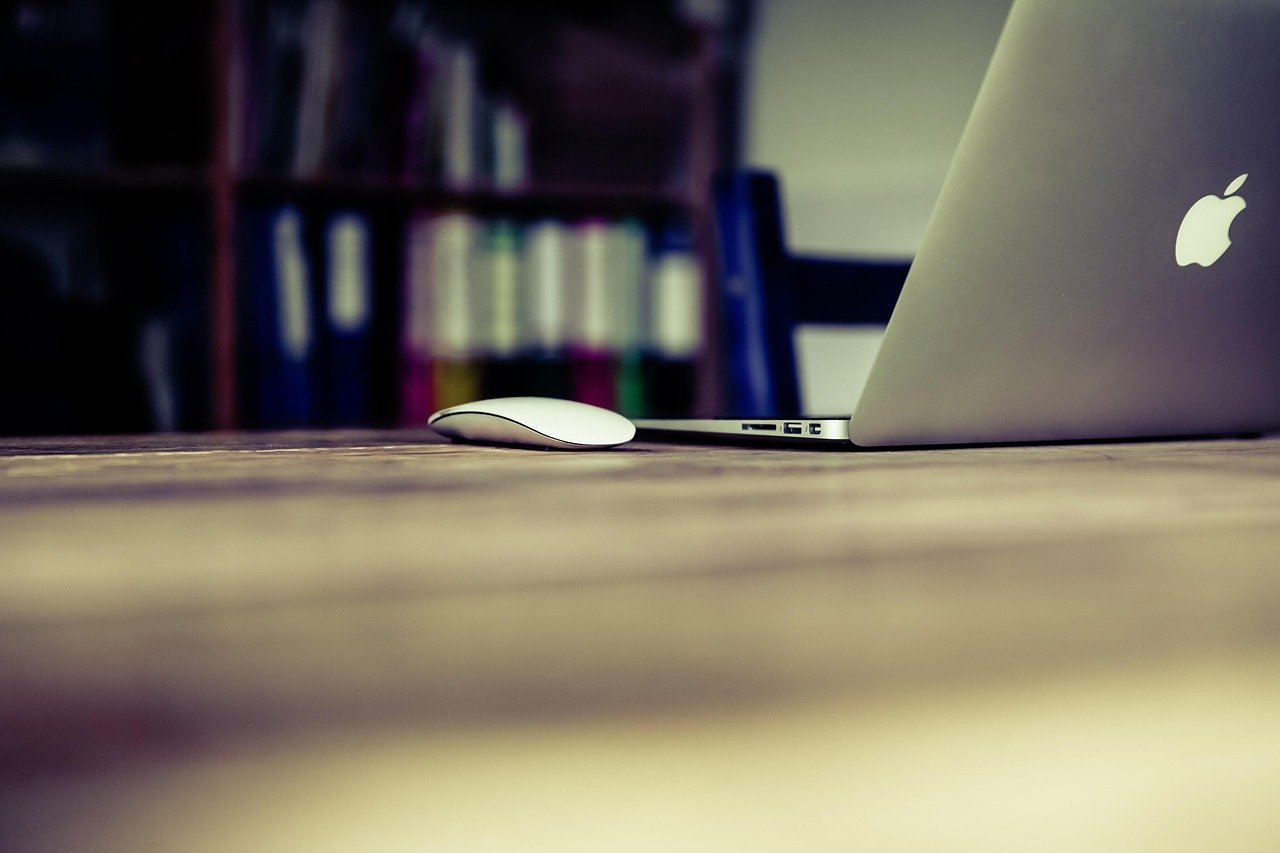 How to Launch a Tech Blog and Monetize It in 12 Months